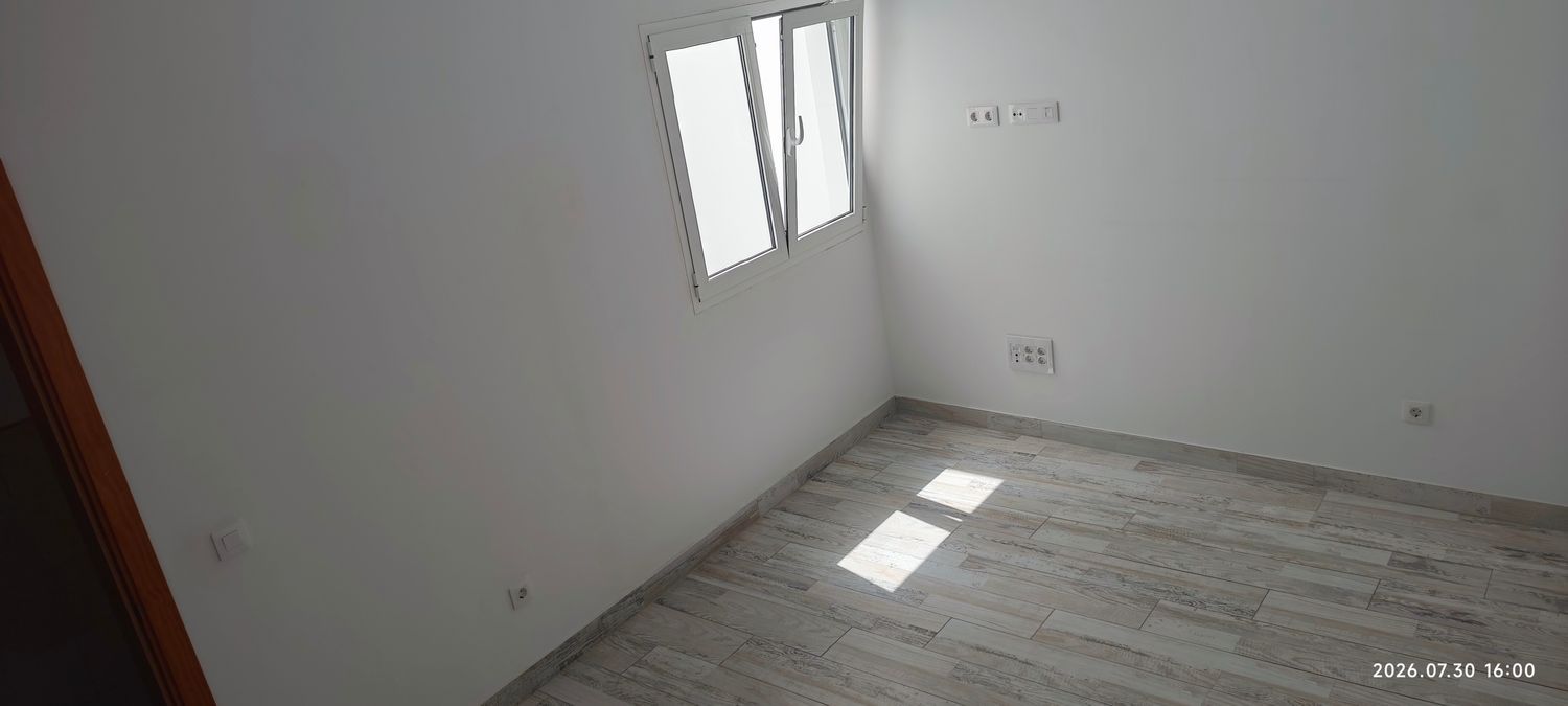Piso en Calle Don Pío Coronado, 214, Schamann - Rehoyas - Foto 6