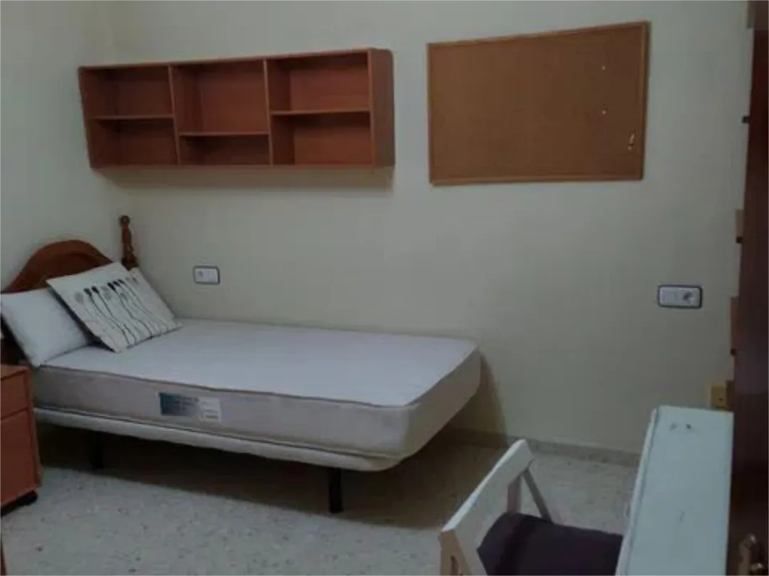 Piso en  Calle Malvaloca 1 - Foto 22