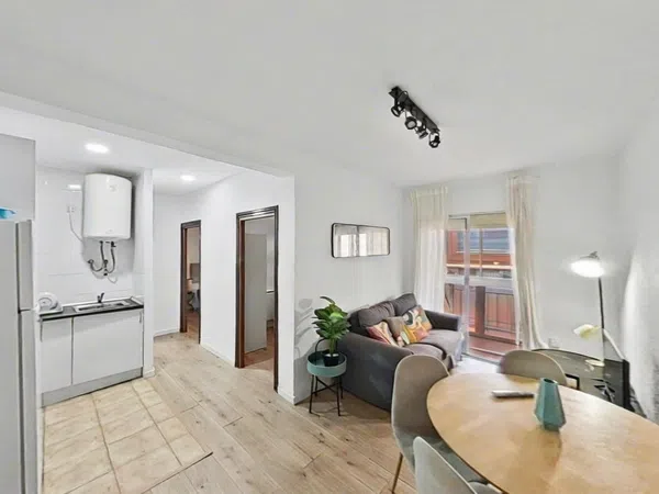 Piso en Universidad - Foto 1