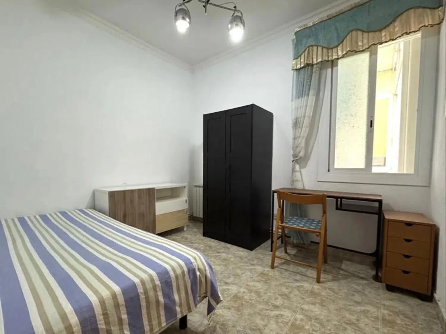 Piso en calle de Blesa, 6 - Foto 4