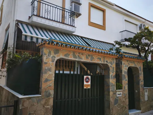 Chalet pareado en Calle Torremolinos, 30, Churriana - La Noria - Foto 1