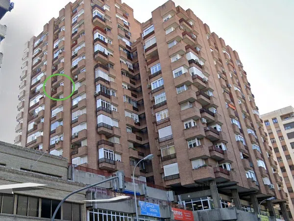 Piso en calle de Orense, 18