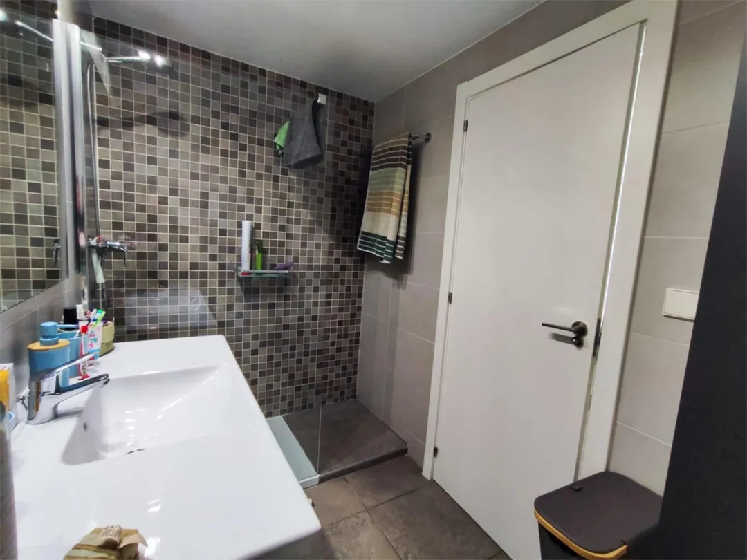 Piso en  Plaça d'Europa 6 - Foto 9