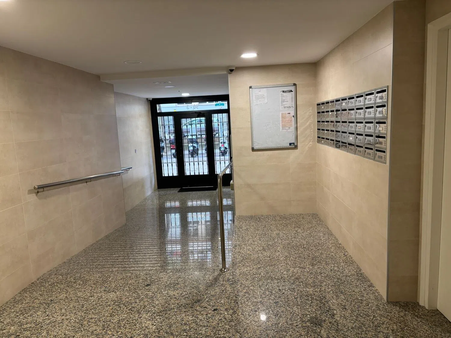 Piso en avenida de Can Serra, 90 - Foto 6