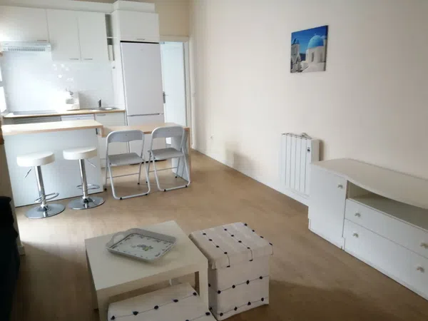 Piso en calle Almazán, 20