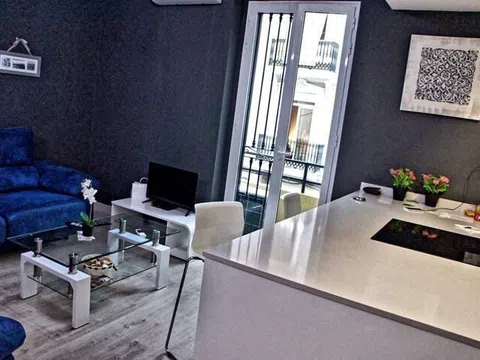 Piso en calle d'Oriola, 28