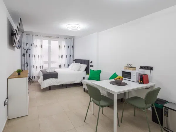 Piso en Calle Bernardo de la Torre, 37, Santa Catalina - Canteras - Foto 1