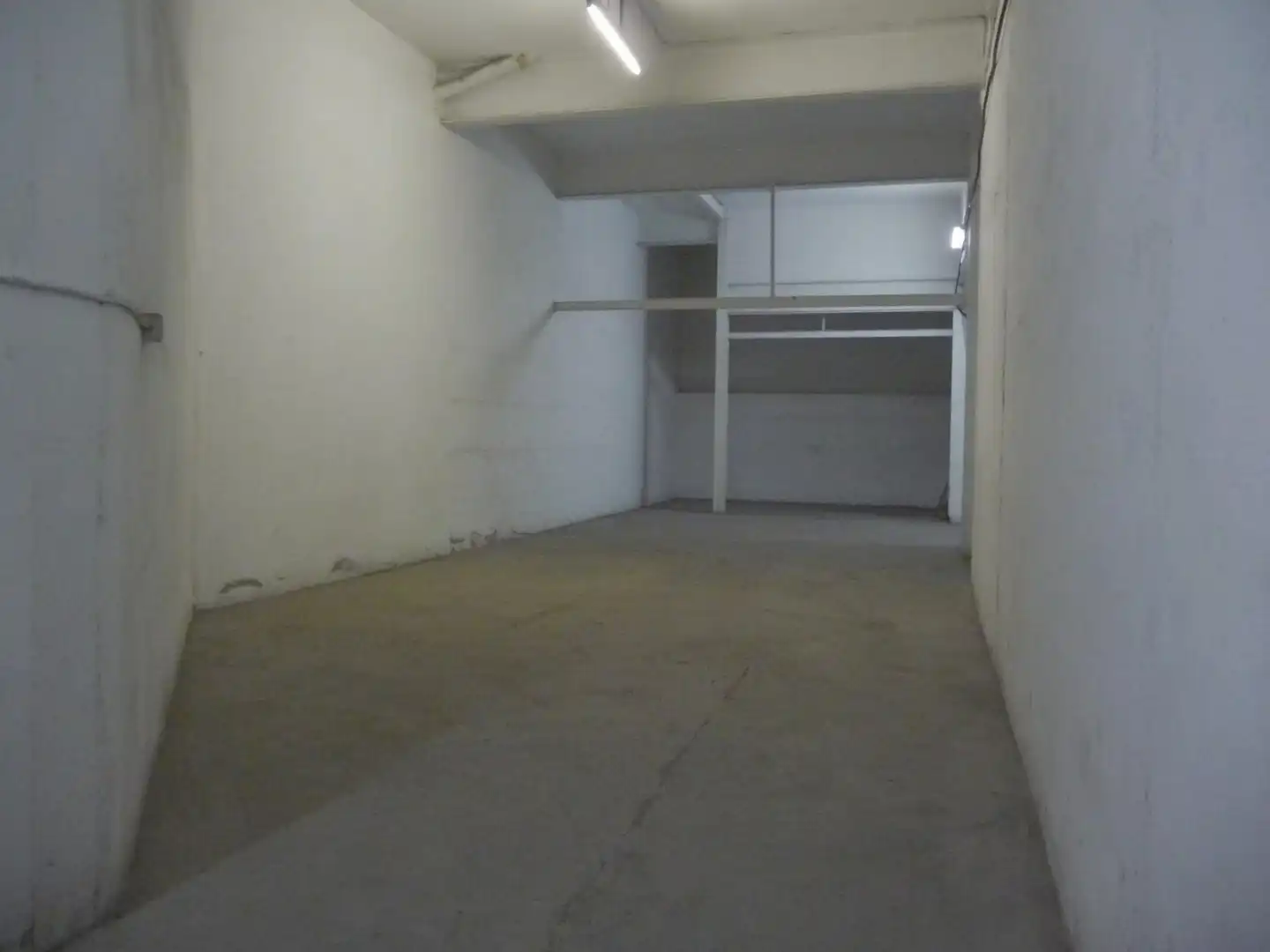 Local comercial en Ripollet - Foto 4