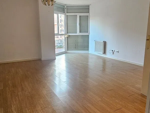 Piso en calle Villaluenga de la Sagra, 20 - Foto 1