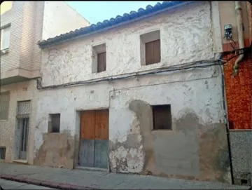 Casa adosada en  Calle Mayor 208 - Foto 1