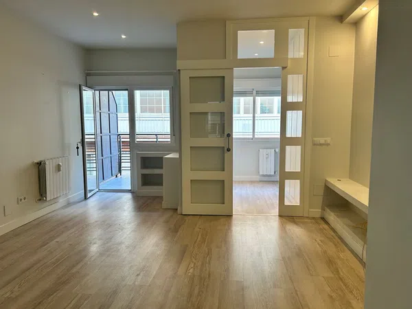 Piso en calle de Benigno Soto, 5