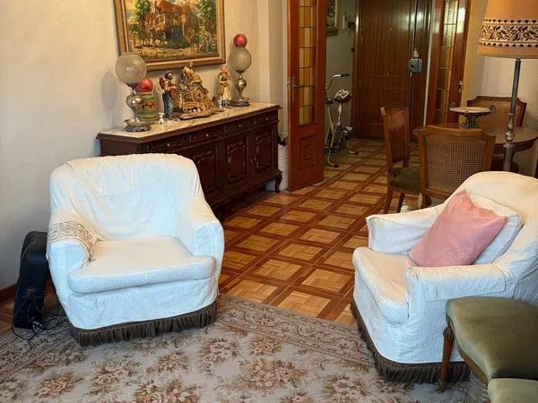 Piso en Calle de la Infanta Mercedes, 45, Cuatro Caminos - Foto 3