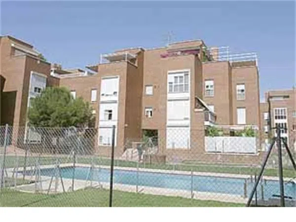 Dúplex en via Complutense, 122