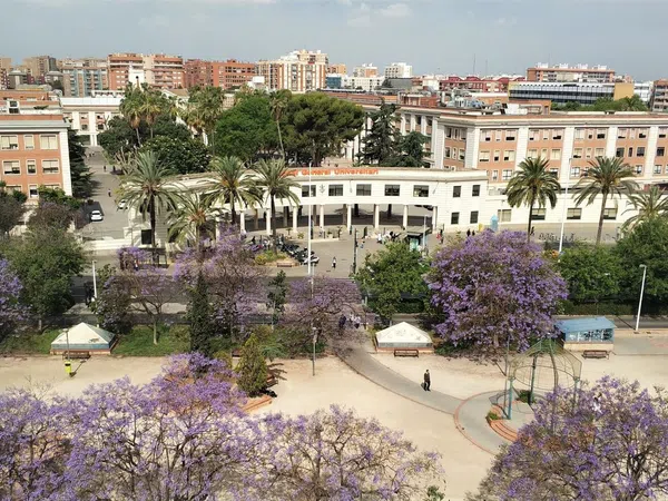 Piso en Avenida de les Tres Creus, Tres Forques - Foto 1