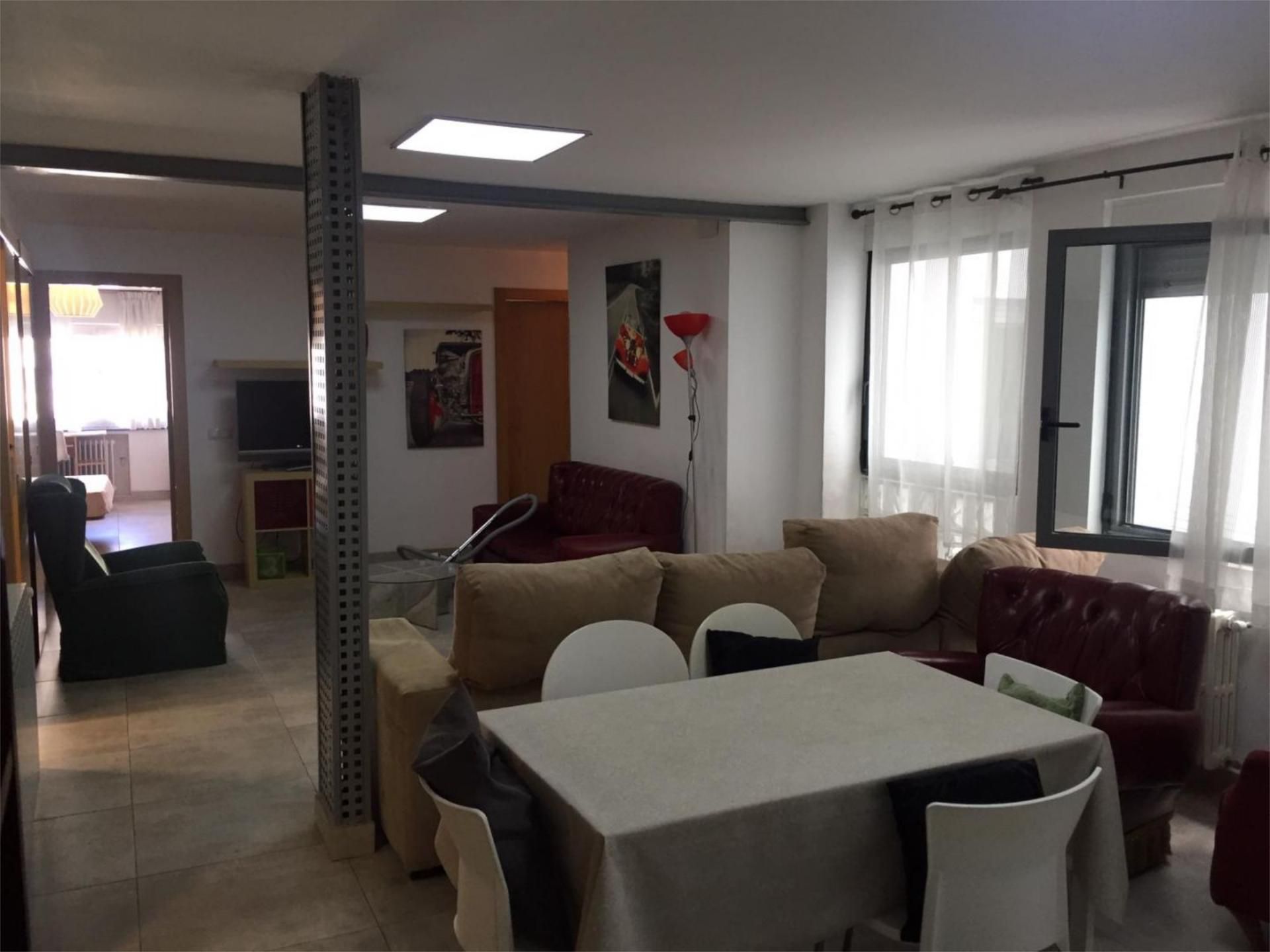 Piso en  Avenida de Villamayor 14 - Foto 2