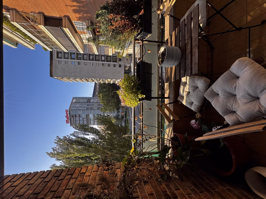 Piso en  Calle de Cea Bermúdez 105