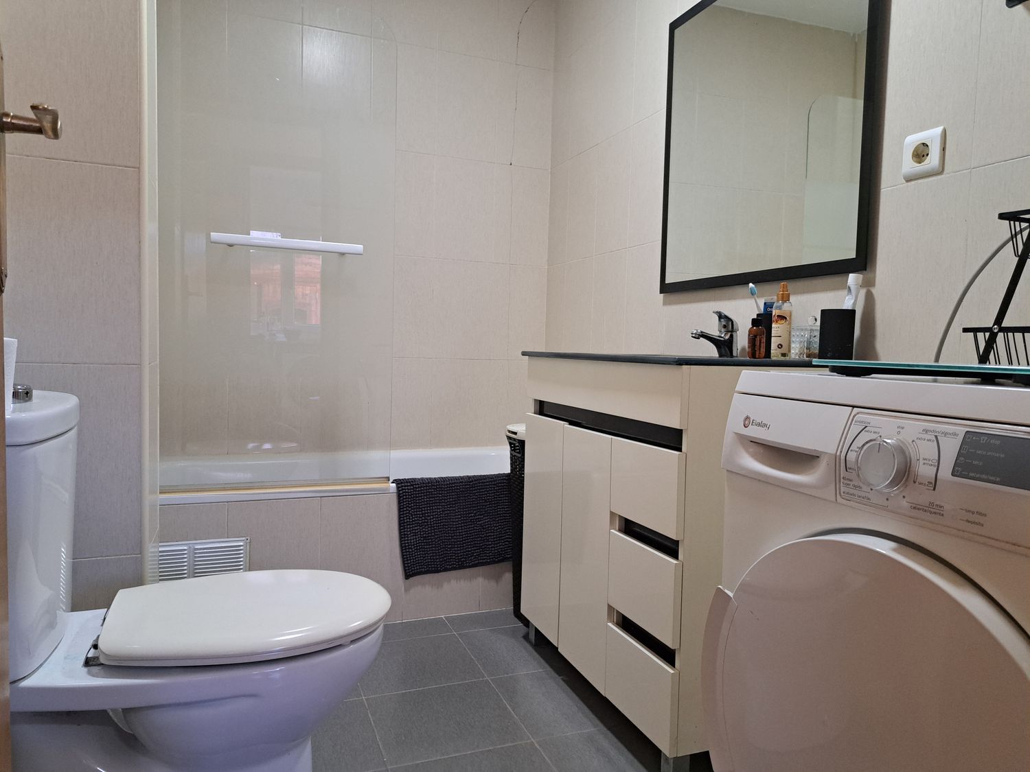 Piso en Calle Pomaluengo, 84 b - Foto 4