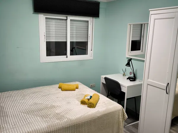 Piso en calle Héroe de Sostoa, 77 - Foto 1