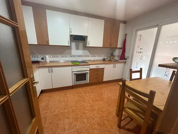 Chalet adosado en Calle Mariano Huerta García, 21 b - Foto 2
