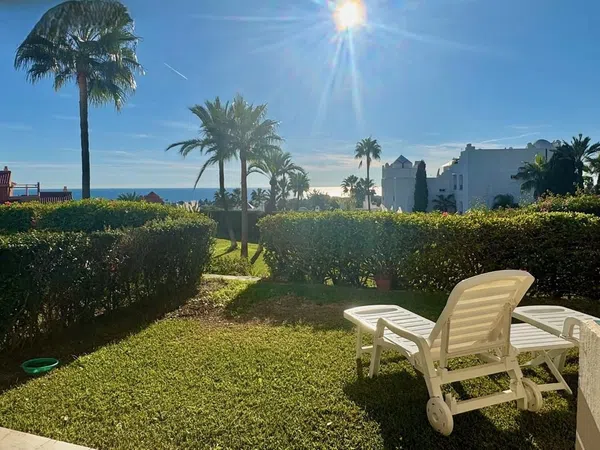 Piso en Avenida Benajarafe, 327, Reserva de Marbella - Foto 1