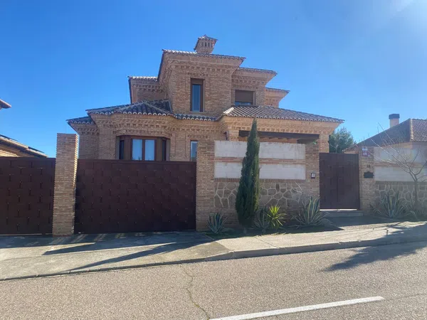 Casa o chalet independiente en Calle del Alcotán, 15 - Foto 1