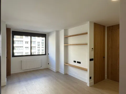 Piso en avenida de Alberto de Alcocer, 48