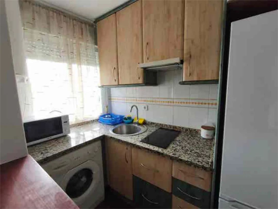 Piso en Huerta de la Reina - Foto 3