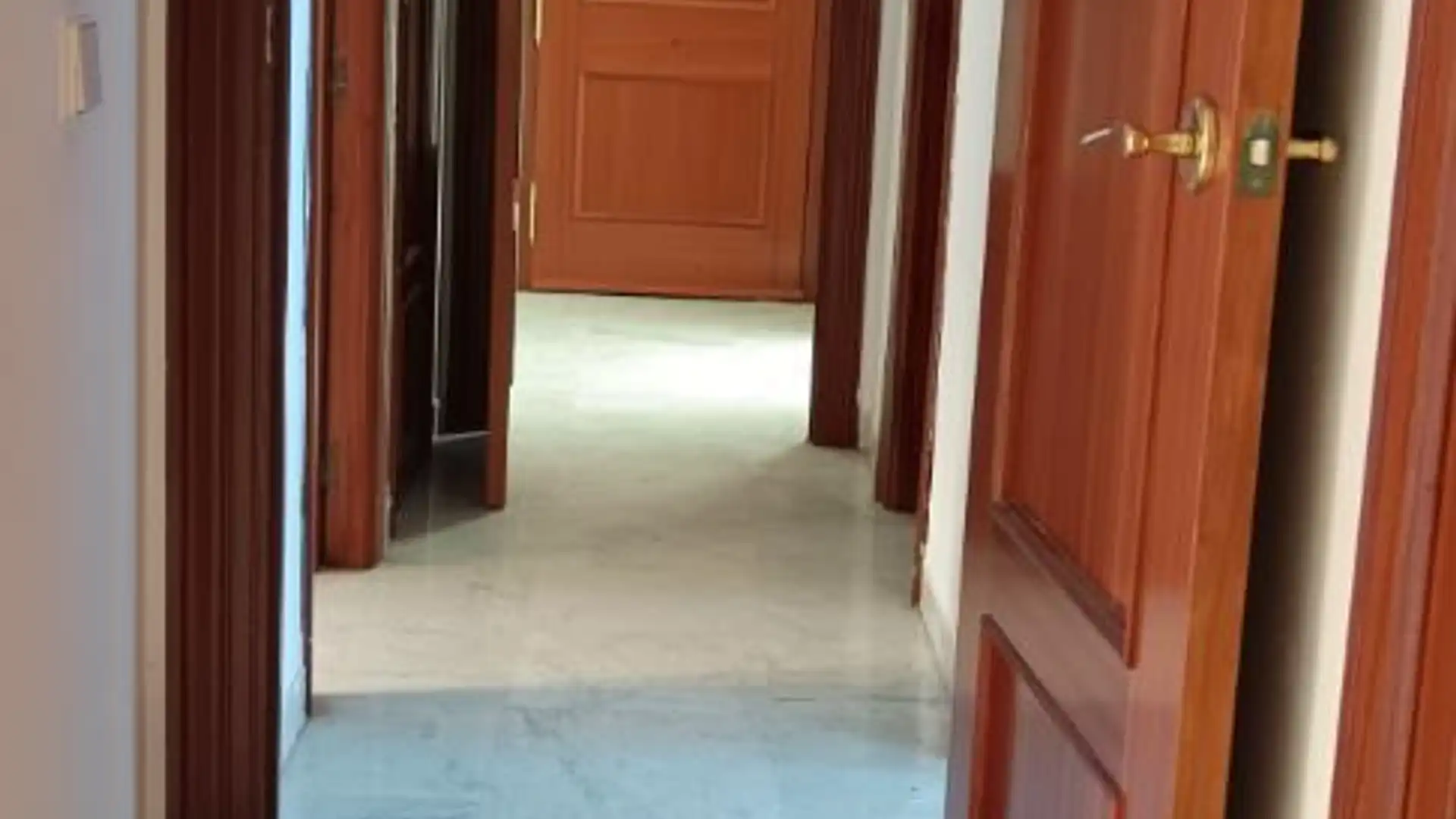 Piso en  Avenida de la Buhaira 11 - Foto 4