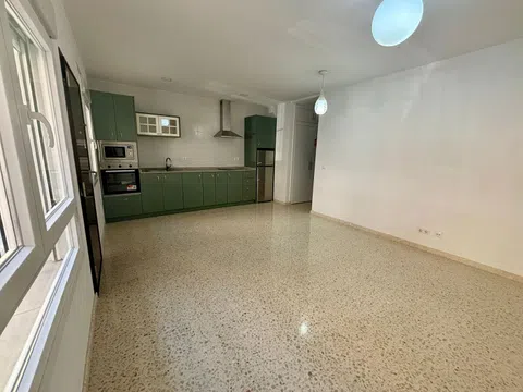 Piso en avenida de los Manantiales, 5