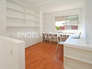 Chalet en L'Hospitalet de Llobregat - Foto 7