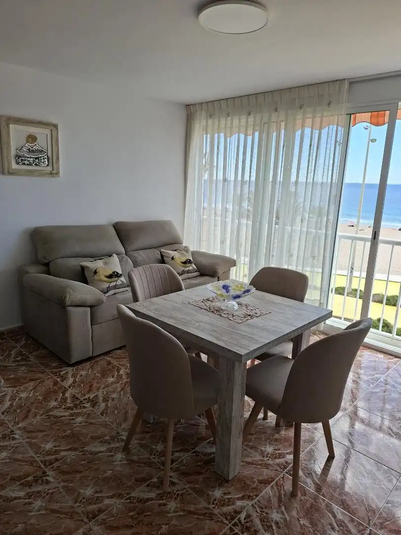 Apartamento en  Avenida de la Armada Española 20 - Foto 4