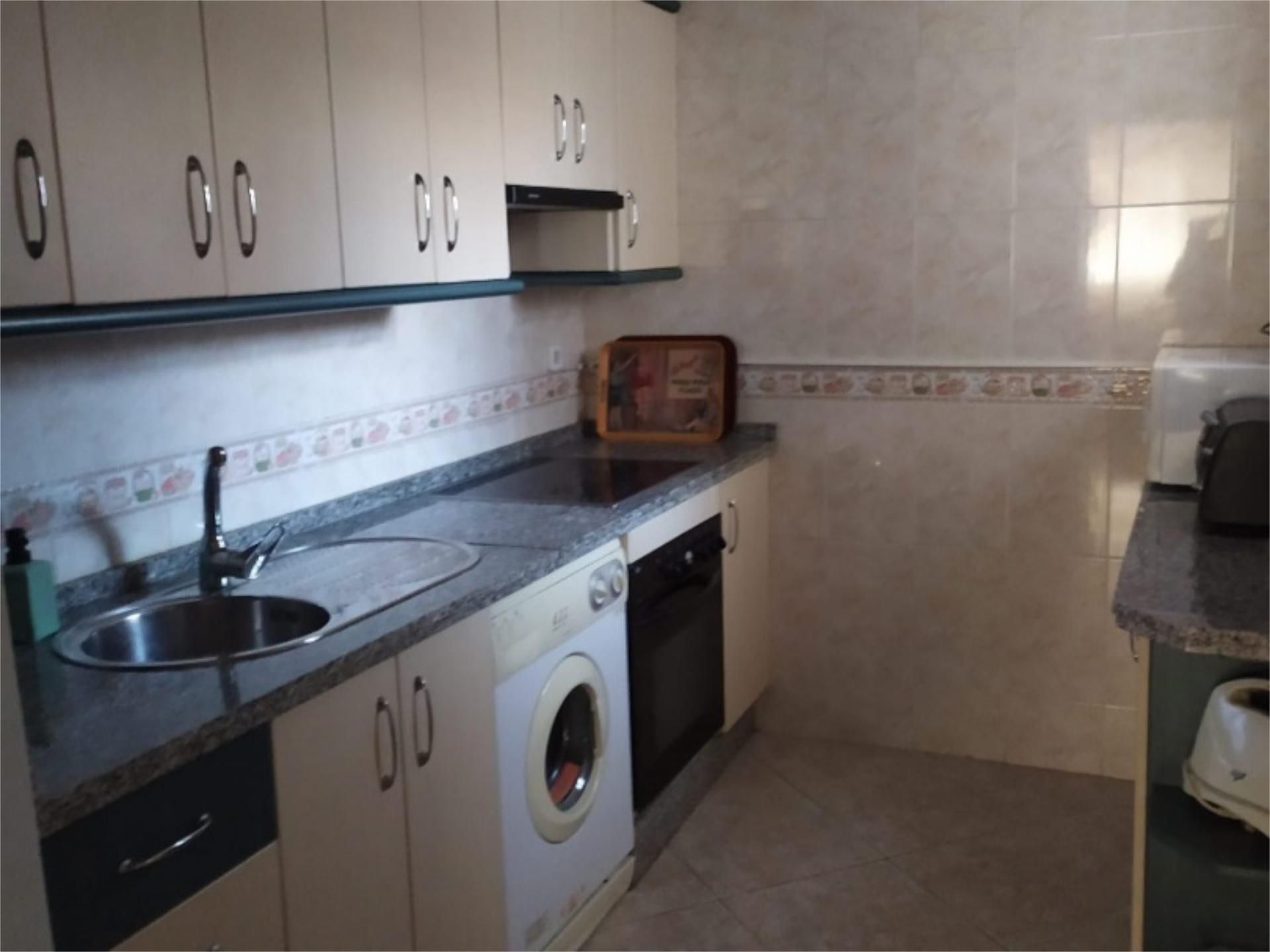 Piso en  Calle Diego de Almagro 8 - Foto 7