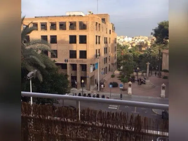 Piso en Plaza Reyes católicos, 23, Raval de Santa Teresa-El Asilo - Foto 5