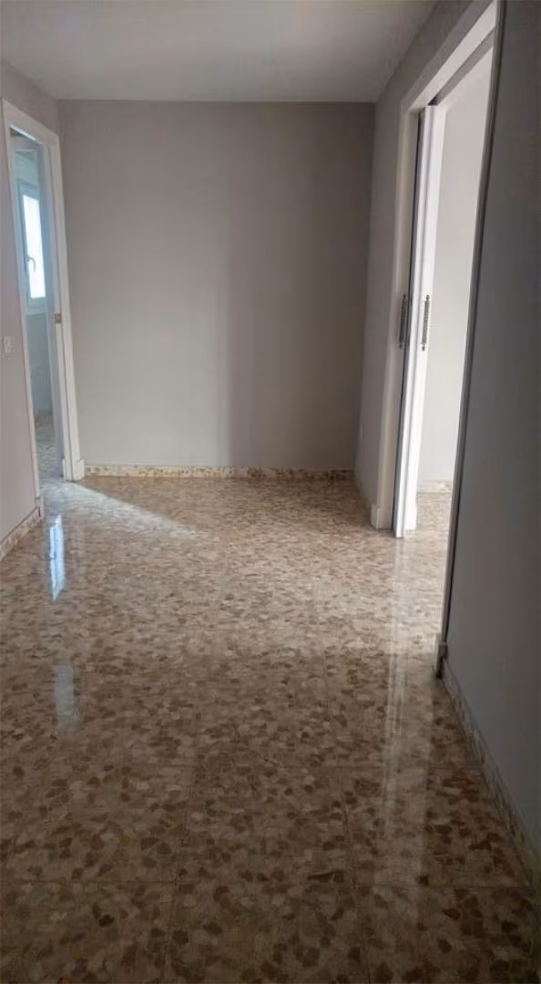 Piso en  Calle de Castelar 16 - Foto 2