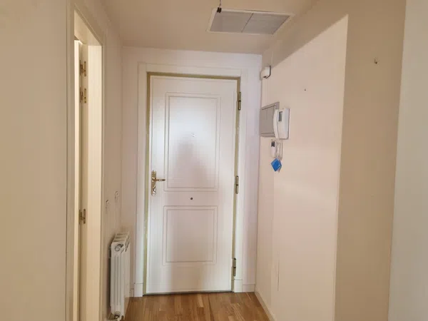 Piso en Calle Seises, Casco Histórico - Foto 2