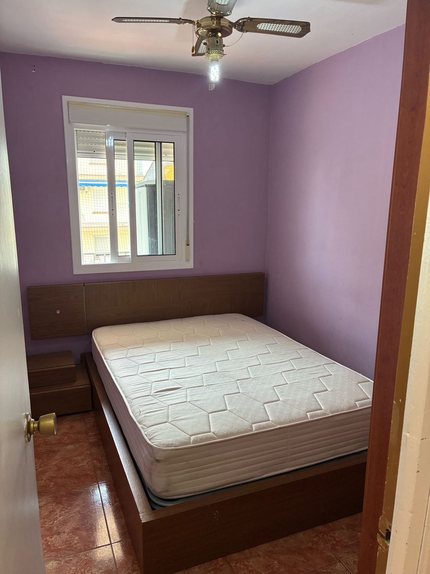 Estudio en Calle de Victòria dels Àngels, 27 - Foto 9