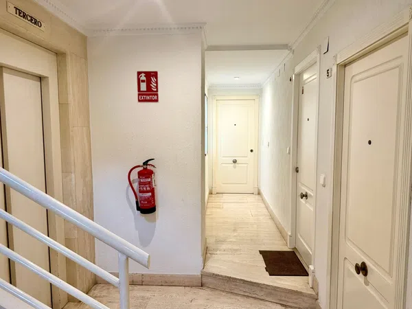 Piso en Calle Muñoz - Foto 35