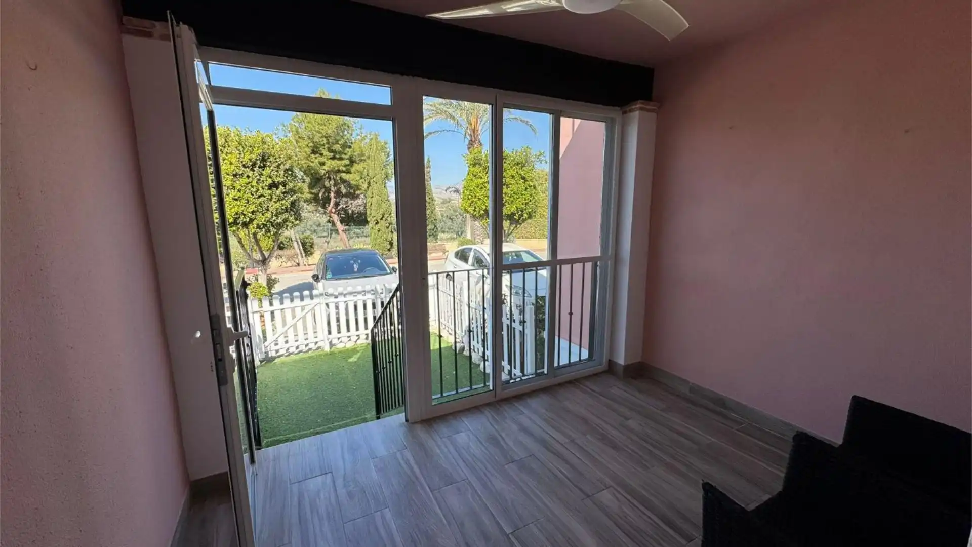 Casa adosada en  Carrer del Ressol 5 - Foto 5