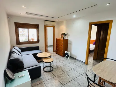 Piso en plaza de la Trinitat, 10