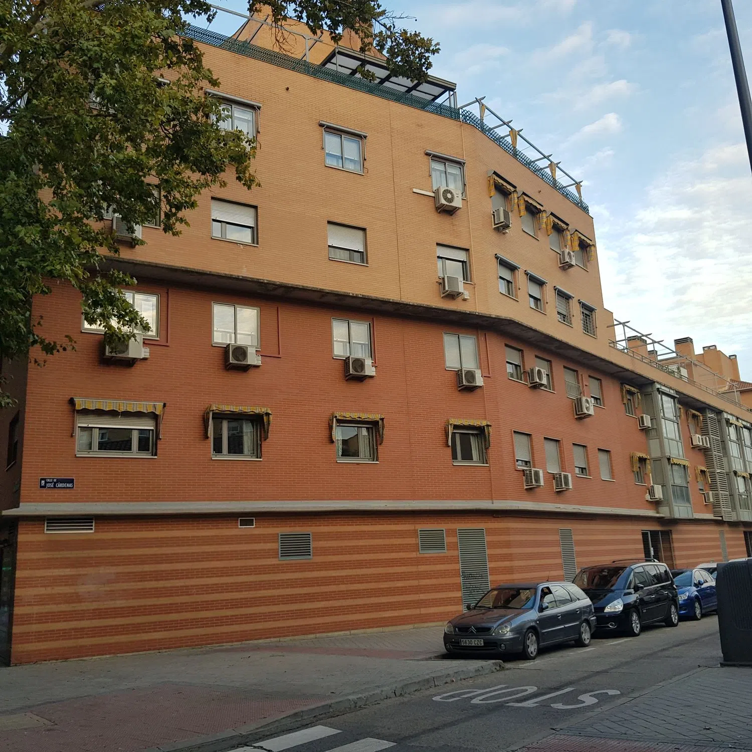 Piso en calle de Eugenia de Montijo, 57 - Foto 1