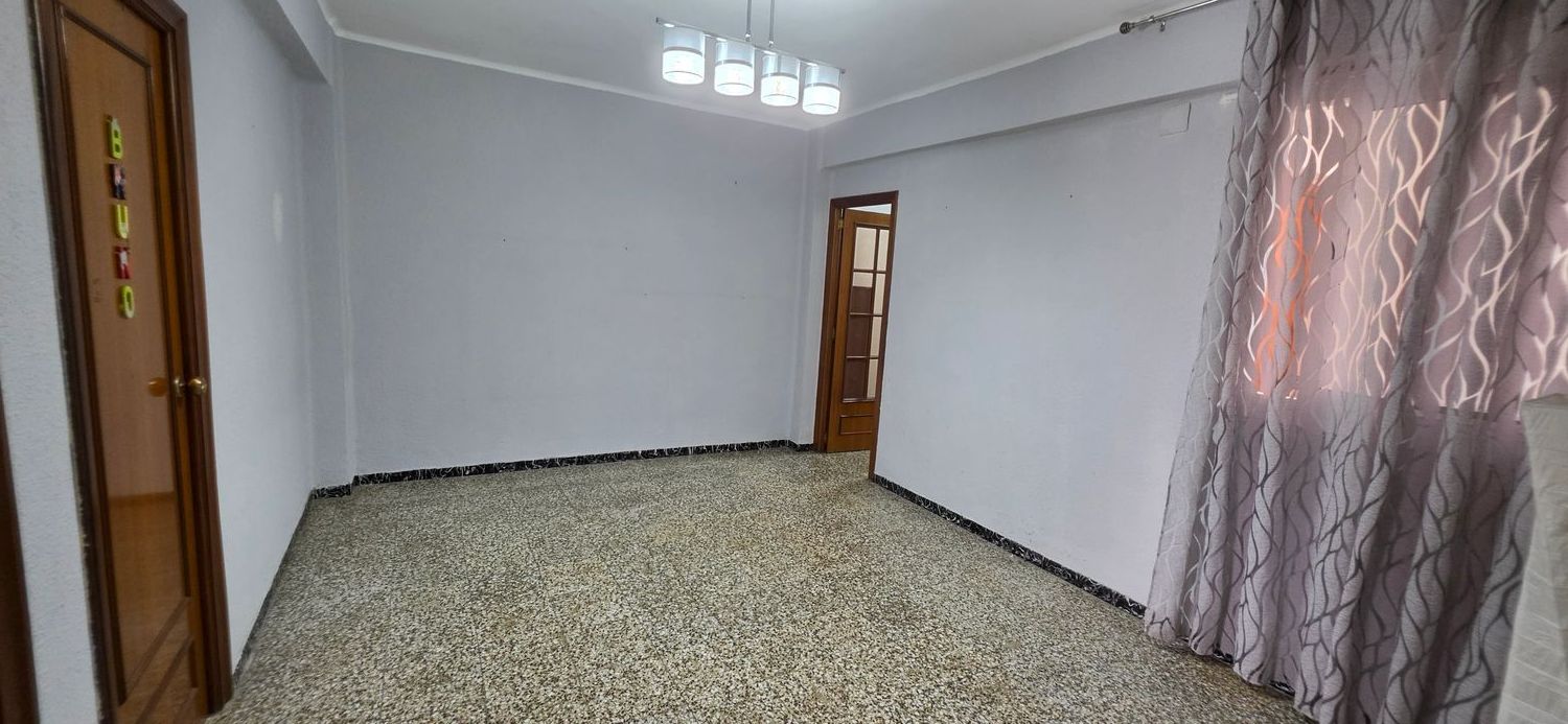 Piso en Calle Blai Bellver, 17 - Foto 2