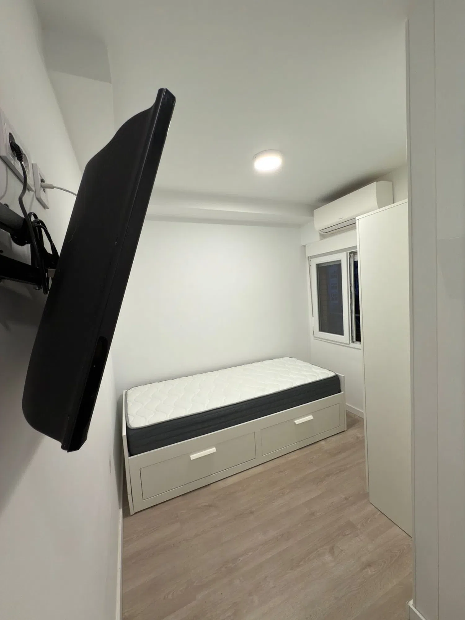 Estudio en calle del Lago Constanza, 63 - Foto 5