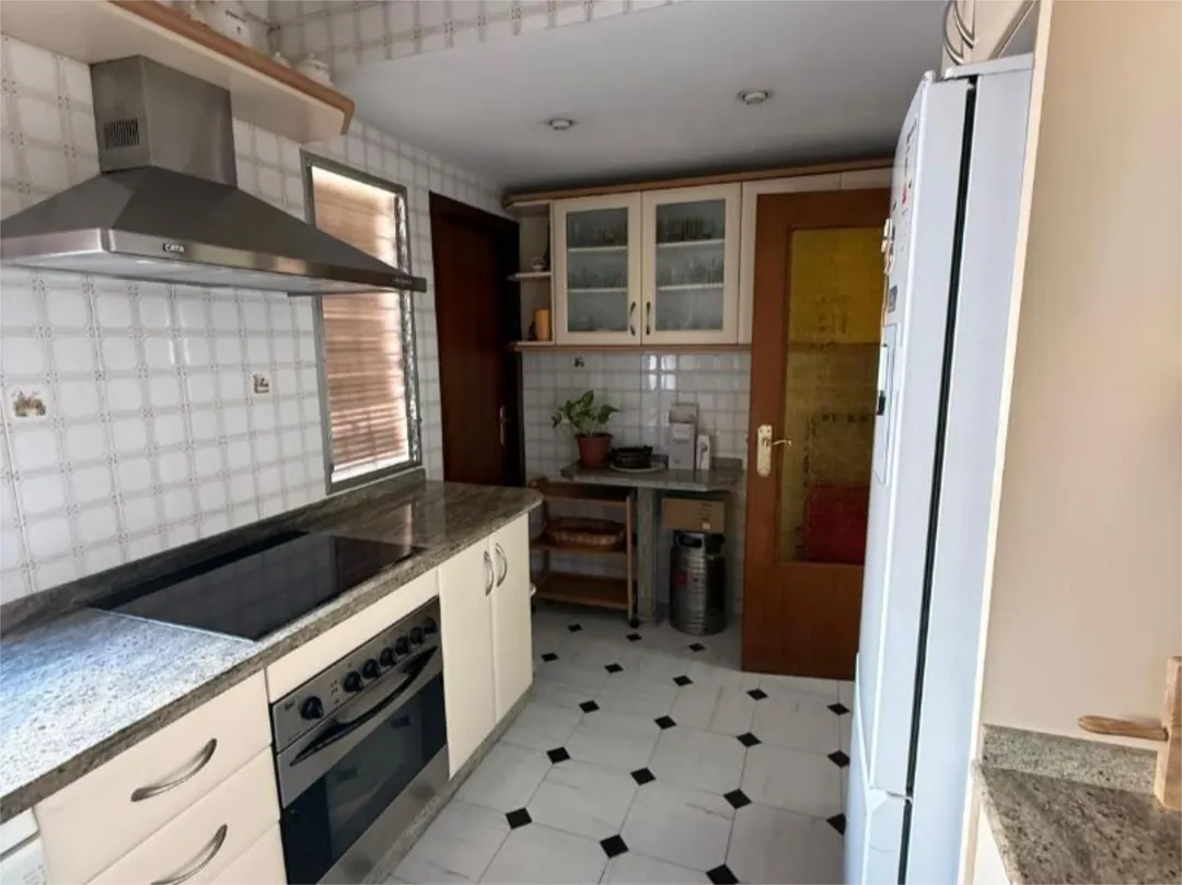 Piso en  Calle de la Virgen del Perpetuo Socorro 16 - Foto 16