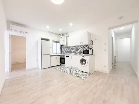 Piso en plaza de la R. Dominicana, 8