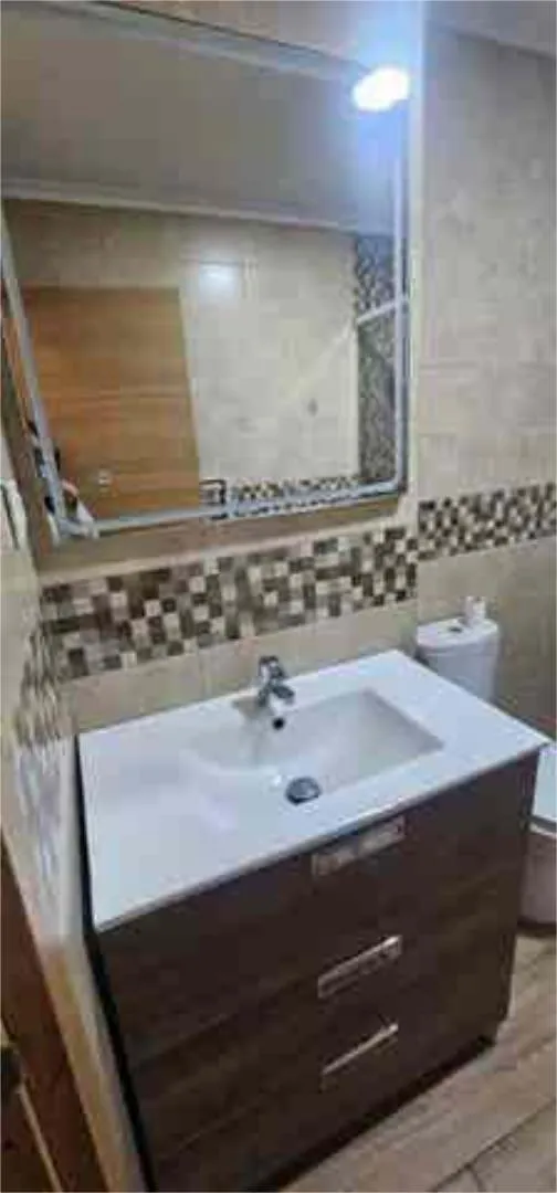 Piso en barrio - Foto 3