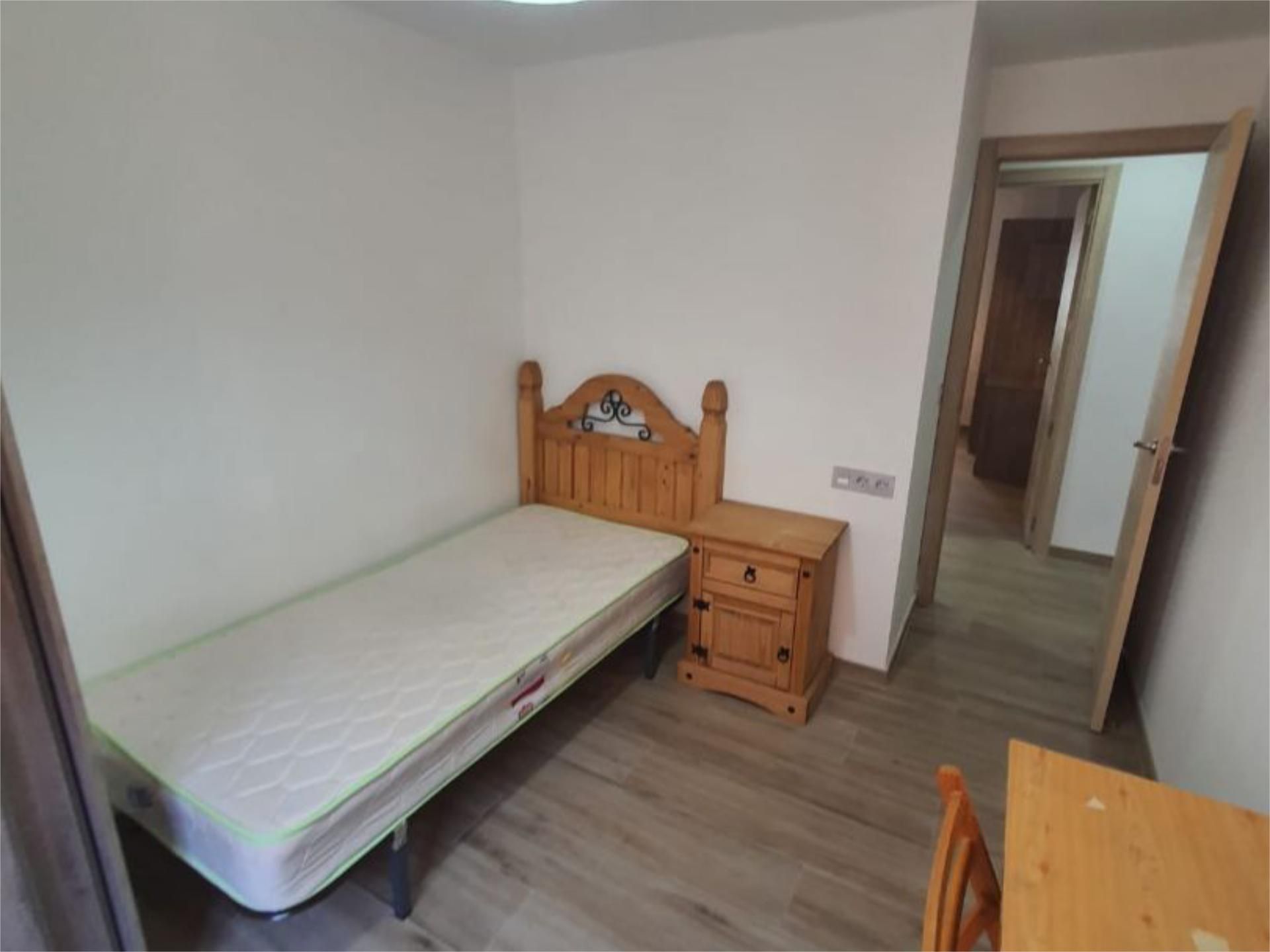 Piso en  Calle Navasfrías 7 - Foto 18