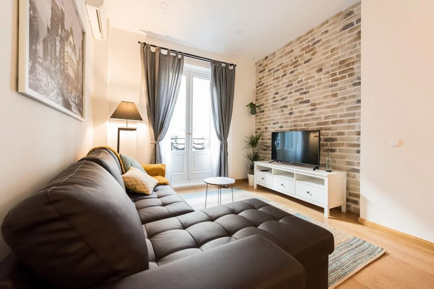 Piso en calle de Atocha, 47 - Foto 1