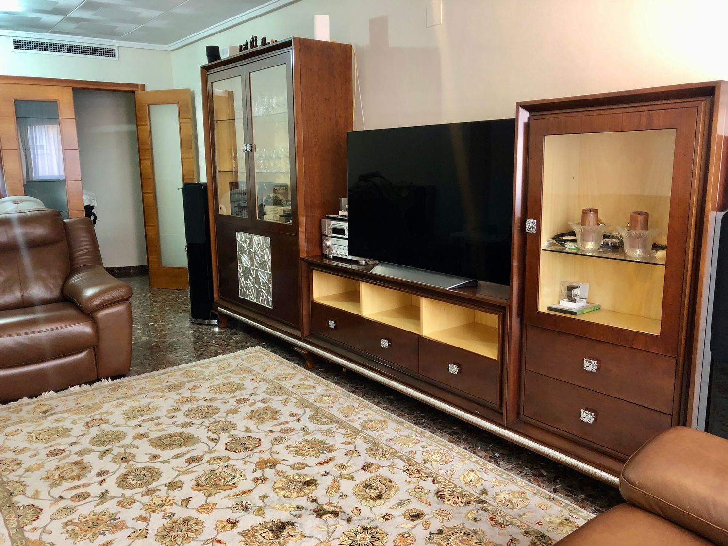 Piso en Calle de Ramon Muntaner, 37 a - Foto 1
