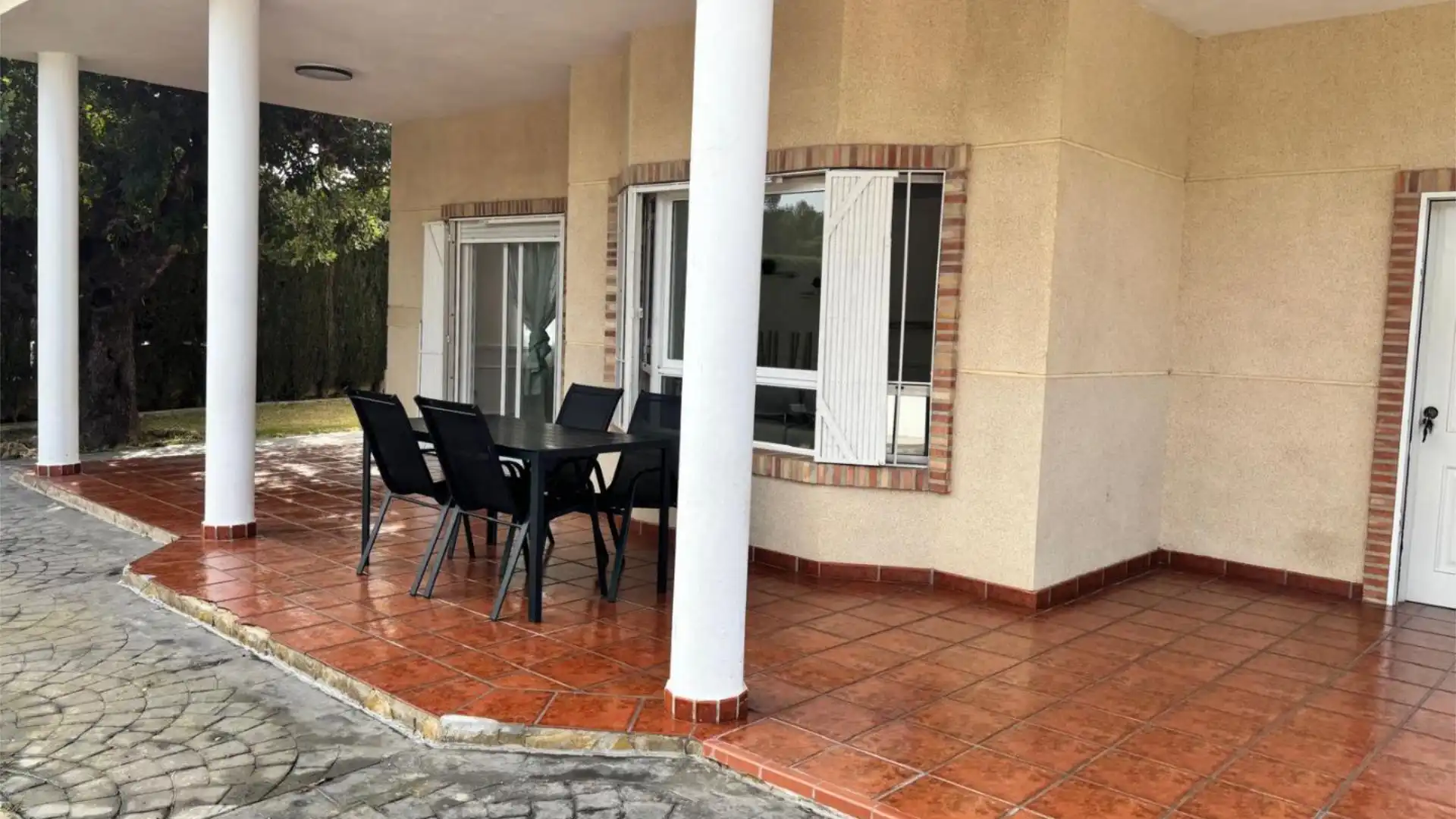 Piso en  Carrer 1 90 - Foto 4