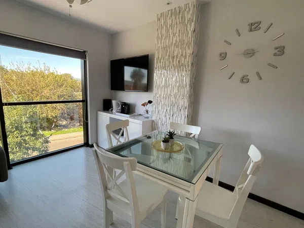 Piso en glorieta de los países bálticos, 3